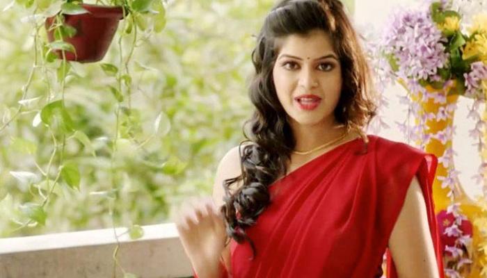 লালবাজার সাইবার সেলে ভুয়ো খবর প্রচার করার জন্য অভিযোগ জানালেন মধুমিতা চক্রবর্তী লালবাজার সাইবার সেলে ভুয়ো খবর প্রচার করার জন্য অভিযোগ জানালেন মধুমিতা চক্রবর্তী