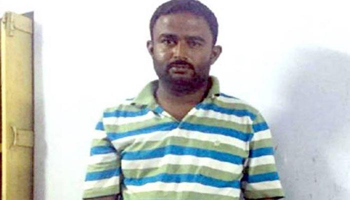 গ্রেফতার সন্দেহভাজন পাক গুপ্তচর গ্রেফতার সন্দেহভাজন পাক গুপ্তচর