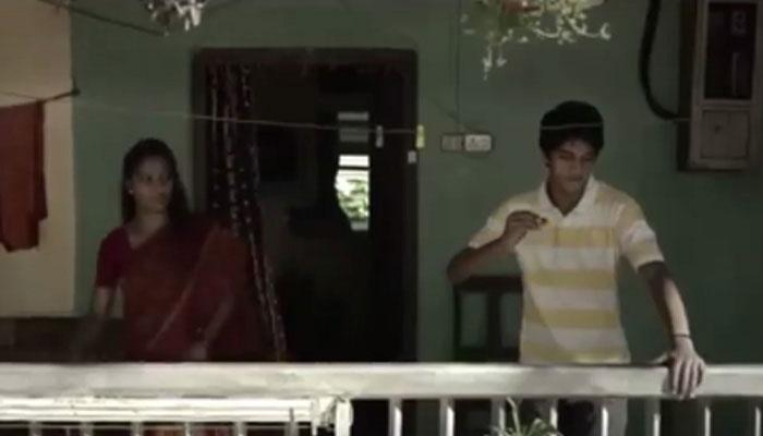 ছেলেকে মেয়েদের বিরক্ত করতে দেখে মা যা করলেন, তা সত্যিই প্রশংসা যোগ্য ছেলেকে মেয়েদের বিরক্ত করতে দেখে মা যা করলেন, তা সত্যিই প্রশংসা যোগ্য