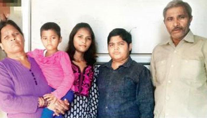 ৪ বছরের শিশু ভর্তি হল নবম শ্রেণীতে! ৪ বছরের শিশু ভর্তি হল নবম শ্রেণীতে!
