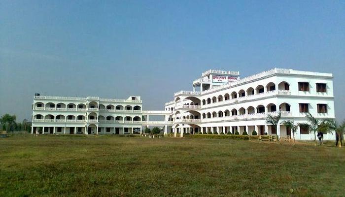 এবার কেশপুর কলেজে অধ্যাপিকাকে হেনস্থার অভিযোগ উঠল এবার কেশপুর কলেজে অধ্যাপিকাকে হেনস্থার অভিযোগ উঠল