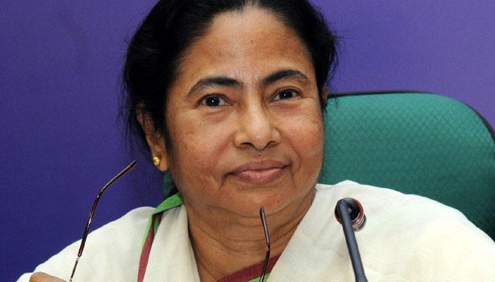 বামেদের আজকের বিরোধিতা ঐতিহাসিক ভুল: মুখ্যমন্ত্রী বামেদের আজকের বিরোধিতা ঐতিহাসিক ভুল: মুখ্যমন্ত্রী