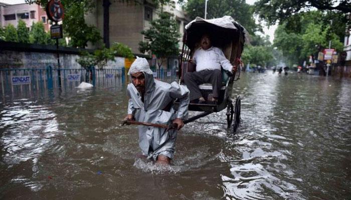 কেন জল জমে কলকাতায়? কেন জল জমে কলকাতায়?