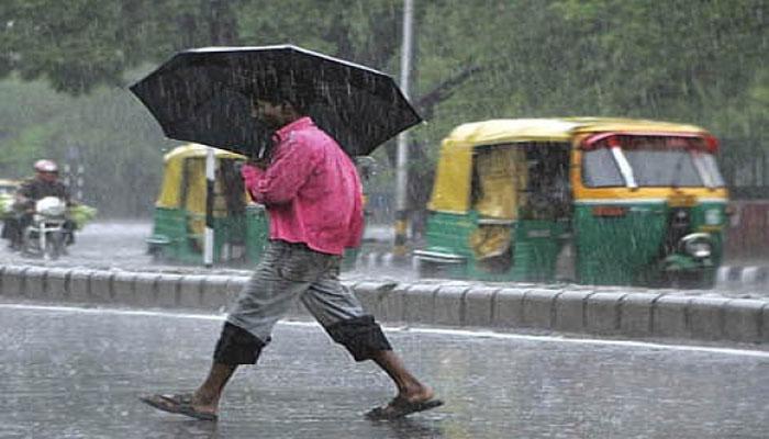 অবিরাম বৃষ্টি...চলবে আরও দু'দিন অবিরাম বৃষ্টি...চলবে আরও দু'দিন