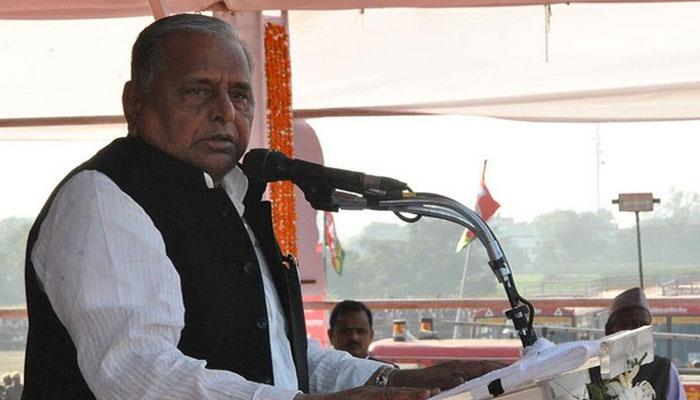 বিধানসভা ভোটের আগে সমস্ত দ্বন্দ্বই মিটিয়ে নিতে চাইছেন সমাজবাদী পার্টি সুপ্রিমো মুলায়ম সিং যাদব বিধানসভা ভোটের আগে সমস্ত দ্বন্দ্বই মিটিয়ে নিতে চাইছেন সমাজবাদী পার্টি সুপ্রিমো মুলায়ম সিং যাদব