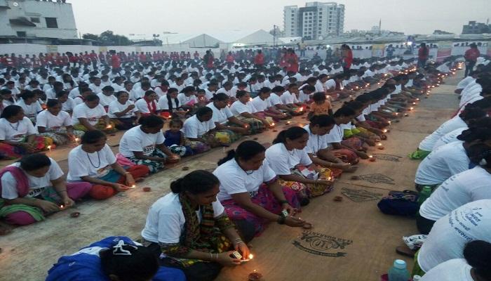 ৯৮৯ টি প্রদীপ জ্বেলে জন্মদিনে শুভেচ্ছা প্রধানমন্ত্রী মোদীকে ৯৮৯ টি প্রদীপ জ্বেলে জন্মদিনে শুভেচ্ছা প্রধানমন্ত্রী মোদীকে
