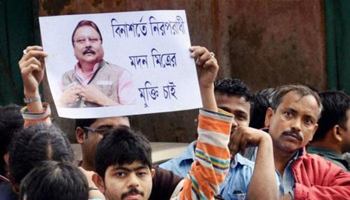 ভবানীপুরের বাইরে পা রাখতে পারবেন না, জামিনের গেরোয় মদন মিত্র ভবানীপুরের বাইরে পা রাখতে পারবেন না, জামিনের গেরোয় মদন মিত্র