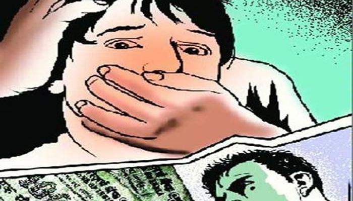 খাস কলকাতায় ছাত্র অপহরণ করে মুক্তিপণের দাবি! খাস কলকাতায় ছাত্র অপহরণ করে মুক্তিপণের দাবি!