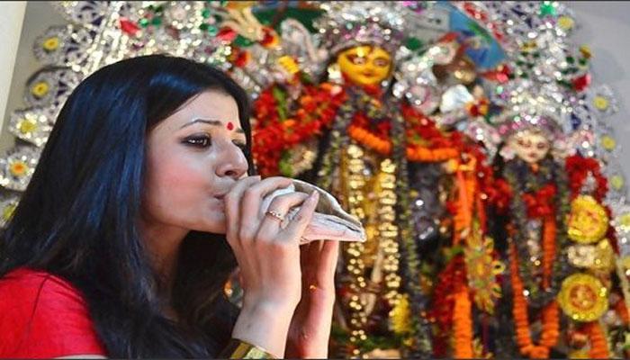 ভবানীপুরের মল্লিক বাড়ির পুজো ভবানীপুরের মল্লিক বাড়ির পুজো
