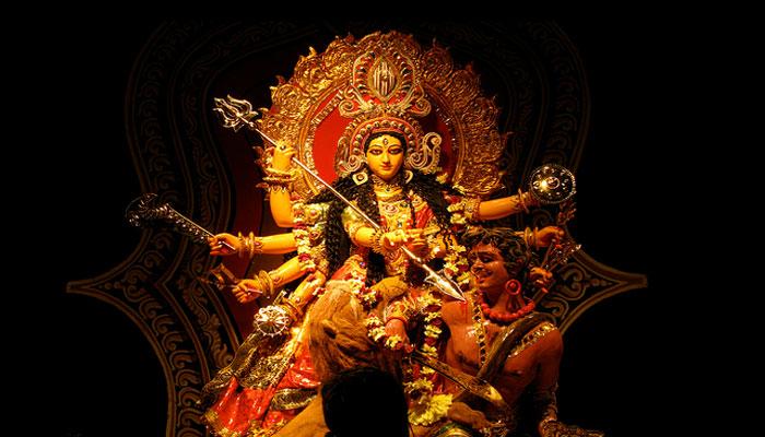 পুজোর সেরা জামাটা তোলা থাকে আজকের জন্যই পুজোর সেরা জামাটা তোলা থাকে আজকের জন্যই