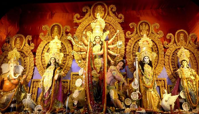 দুর্গাপুজোর চমককেই এবার পর্যটনের ইউএসপি করতে চাইছে রাজ্য সরকার দুর্গাপুজোর চমককেই এবার পর্যটনের ইউএসপি করতে চাইছে রাজ্য সরকার