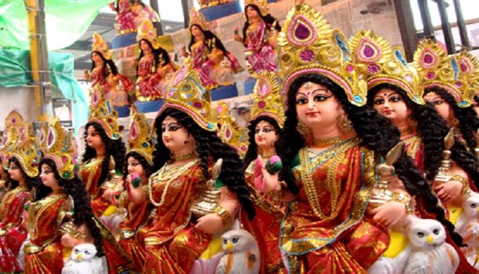 ধনদেবীর আরাধনা করতে গিয়ে পকেট গড়ের মাঠ আম বাঙালির ধনদেবীর আরাধনা করতে গিয়ে পকেট গড়ের মাঠ আম বাঙালির
