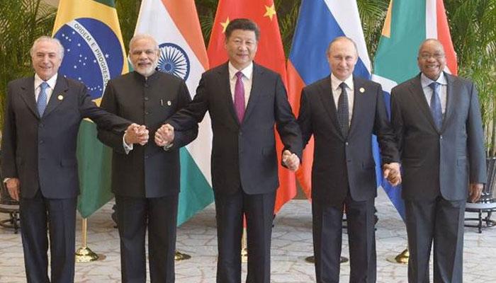 পাকিস্তানের ভবিষ্যত কোন পথে? আজই বোঝা যাবে BRICS-এ! পাকিস্তানের ভবিষ্যত কোন পথে? আজই বোঝা যাবে BRICS-এ!