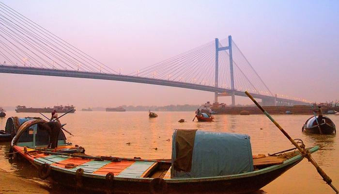 রৌণককাণ্ডের পর বাবুঘাটের নৌকাগুলির জন্য চালু একাধিক বিধি রৌণককাণ্ডের পর বাবুঘাটের নৌকাগুলির জন্য চালু একাধিক বিধি