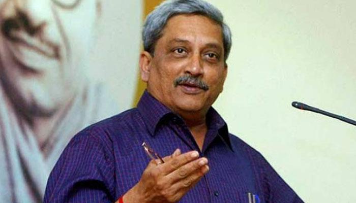 টোল প্লাজায় সেনা মোতায়েন বিতর্কে মুখ্যমন্ত্রীকে চিঠি কেন্দ্রীয় প্রতিরক্ষামন্ত্রীর টোল প্লাজায় সেনা মোতায়েন বিতর্কে মুখ্যমন্ত্রীকে চিঠি কেন্দ্রীয় প্রতিরক্ষামন্ত্রীর