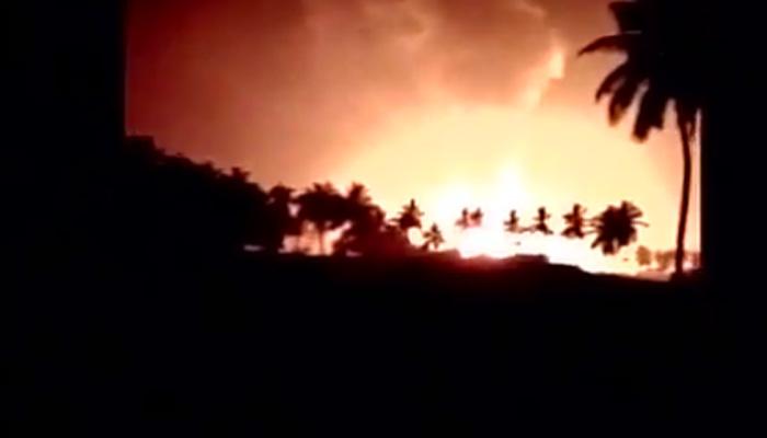 ৯ মিনিটে ৯০০ সিলিন্ডার ফাটলো কর্ণাটকে ৯ মিনিটে ৯০০ সিলিন্ডার ফাটলো কর্ণাটকে