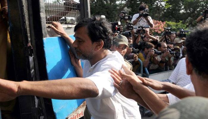 সুদীপ্ত সেনের সঙ্গে একাধিকবার বৈঠক করেন সুদীপ, চাঞ্চল্যকর দাবি সিবিআইয়ের সুদীপ্ত সেনের সঙ্গে একাধিকবার বৈঠক করেন সুদীপ, চাঞ্চল্যকর দাবি সিবিআইয়ের
