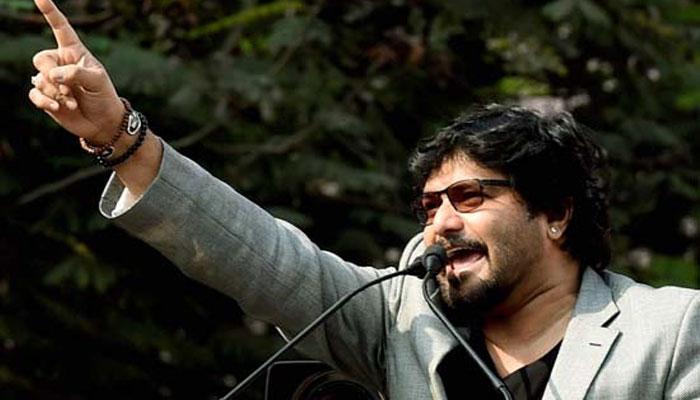 'বাবুলের মেলা'য় অনুমতি জট, রাজ্যকে তুলোধোনা হাইকোর্টের 'বাবুলের মেলা'য় অনুমতি জট, রাজ্যকে তুলোধোনা হাইকোর্টের