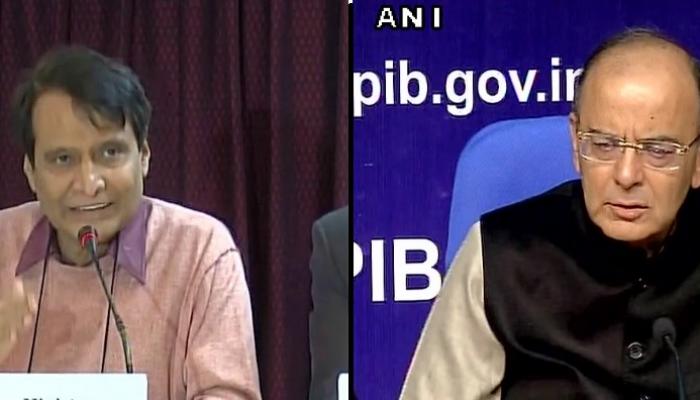 রেলের বাজেট ঘোষণায় অর্থমন্ত্রী, 'নোট' নিলেন রেলমন্ত্রী! রেলের বাজেট ঘোষণায় অর্থমন্ত্রী, 'নোট' নিলেন রেলমন্ত্রী!