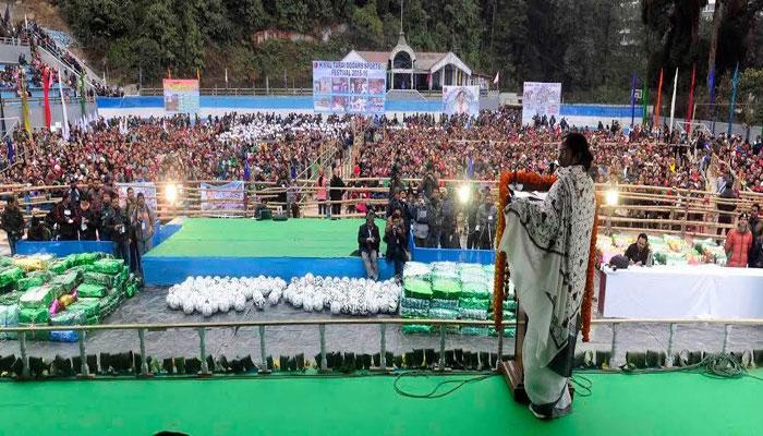আজ রাজ্যের একুশতম জেলা হিসেবে আত্মপ্রকাশ করছে কালিম্পং আজ রাজ্যের একুশতম জেলা হিসেবে আত্মপ্রকাশ করছে কালিম্পং
