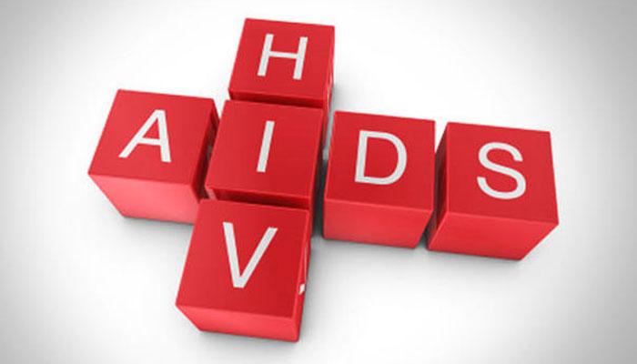 ৩ বছরের শিশু HIV পজিটিভ, তাই মা ও ছেলেকে পাড়া ছাড়া করার চাপ ৩ বছরের শিশু HIV পজিটিভ, তাই মা ও ছেলেকে পাড়া ছাড়া করার চাপ