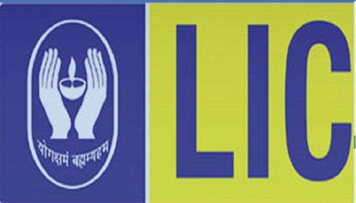 LIC-র নামে প্রতারণা সল্টলেকে, ধৃত যুবক LIC-র নামে প্রতারণা সল্টলেকে, ধৃত যুবক