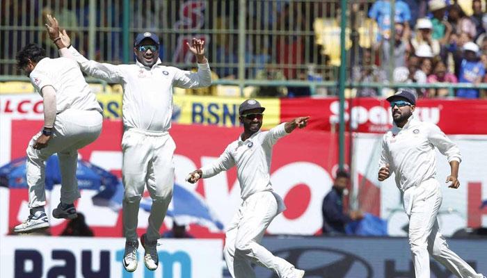 অস্ট্রেলিয়ার বিরুদ্ধে সিরিজ জয় এখন কেবল সময়ের অপেক্ষা, ধরমশালা টেস্ট জিততে চাই মাত্র ৮৭ অস্ট্রেলিয়ার বিরুদ্ধে সিরিজ জয় এখন কেবল সময়ের অপেক্ষা, ধরমশালা টেস্ট জিততে চাই মাত্র ৮৭