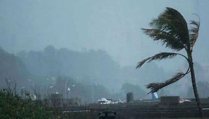 গরম উড়িয়ে প্রাণ জুড়ানো বৃষ্টি গরম উড়িয়ে প্রাণ জুড়ানো বৃষ্টি