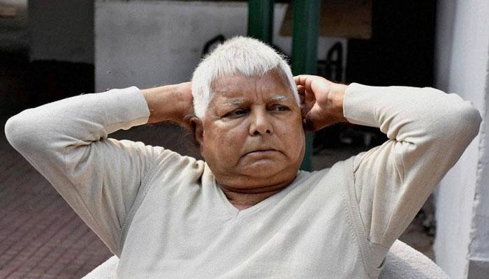 বেনামি সম্পত্তি লেনদেনের অভিযোগে লালুপ্রসাদের বিরুদ্ধে ২২ জায়গায় আয়কর হানা বেনামি সম্পত্তি লেনদেনের অভিযোগে লালুপ্রসাদের বিরুদ্ধে ২২ জায়গায় আয়কর হানা