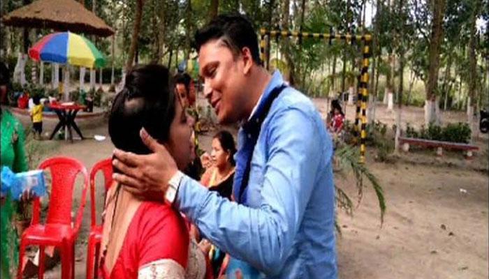 অনুপমকে ছেড়ে কেন অজিতে আসক্ত হয়ে পড়েছিল মনুয়া? অনুপমকে ছেড়ে কেন অজিতে আসক্ত হয়ে পড়েছিল মনুয়া?