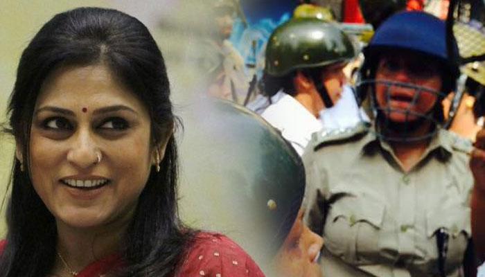 রণংদেহি রূপাকে রুখে পুলিসকে 'ম্যাচ জিতিয়ে দিলেন' এই মহিলা পুলিসকর্মী রণংদেহি রূপাকে রুখে পুলিসকে 'ম্যাচ জিতিয়ে দিলেন' এই মহিলা পুলিসকর্মী