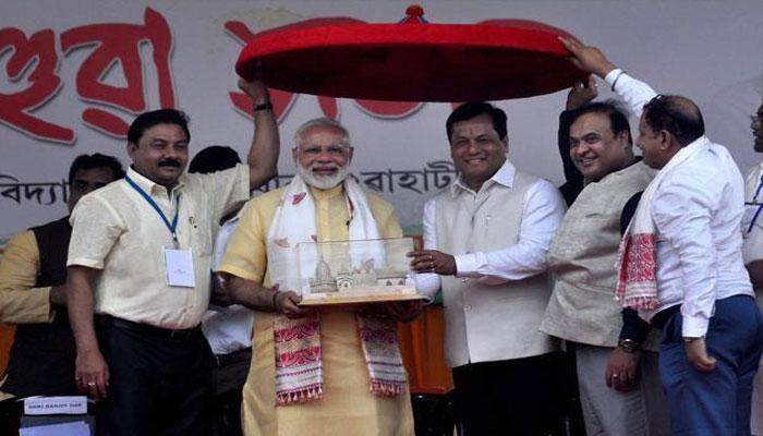 ত্রিবর্ষ পূর্তিতে দেশ জুড়ে উত্সবে সামিল বিজেপি, কটাক্ষে শান বিরোধিদের ত্রিবর্ষ পূর্তিতে দেশ জুড়ে উত্সবে সামিল বিজেপি, কটাক্ষে শান বিরোধিদের