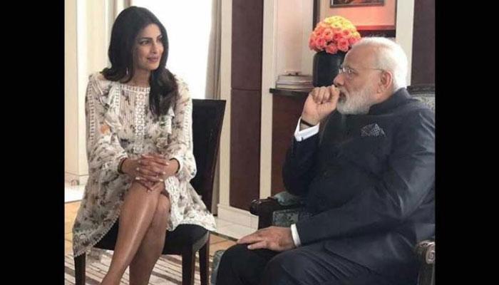 বার্লিনে প্রিয়াঙ্কার নমো দর্শণ বার্লিনে প্রিয়াঙ্কার নমো দর্শণ