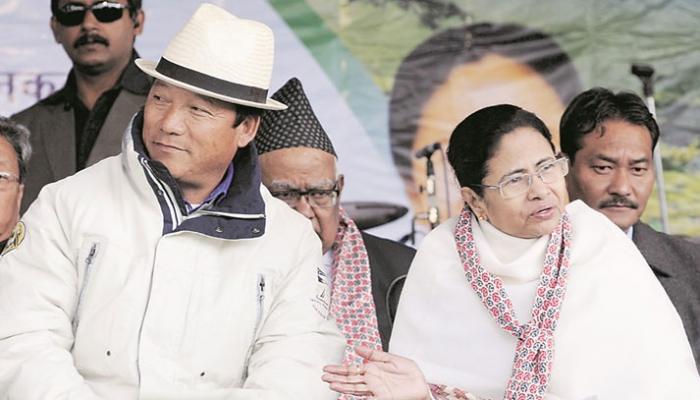 মুখ্যমন্ত্রীর পাহাড় স্ট্র্যাটেজিতে ব্যাকফুটে মোর্চা মুখ্যমন্ত্রীর পাহাড় স্ট্র্যাটেজিতে ব্যাকফুটে মোর্চা