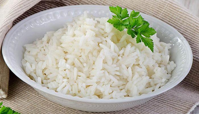 চাল আসল না নকল, কীভাবে চিনবেন? চাল আসল না নকল, কীভাবে চিনবেন?