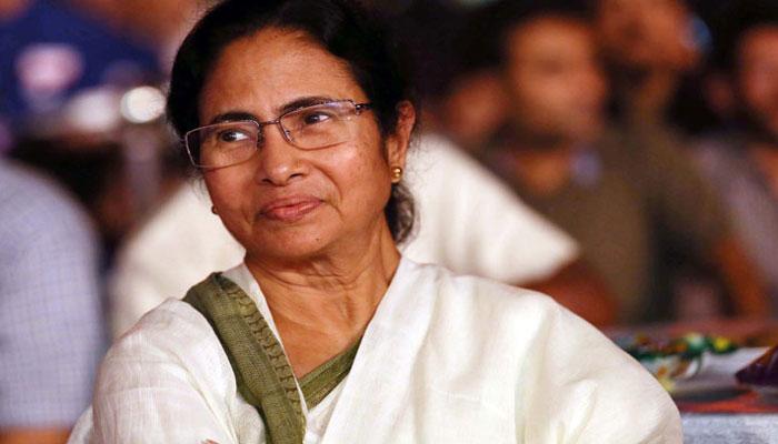 বাংলায় থেকেই কৃতীদের স্বপ্ন গড়ার অনুরোধ জানালেন মুখ্যমন্ত্রী বাংলায় থেকেই কৃতীদের স্বপ্ন গড়ার অনুরোধ জানালেন মুখ্যমন্ত্রী