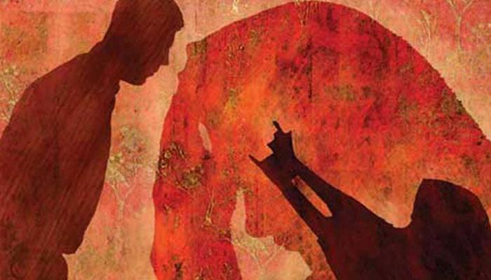চিকিত্সার খরচ চাওয়ায় ক্যানসার আক্রান্ত মাকে পেটানোর অভিযোগ ছেলে-বৌমার বিরুদ্ধে চিকিত্সার খরচ চাওয়ায় ক্যানসার আক্রান্ত মাকে পেটানোর অভিযোগ ছেলে-বৌমার বিরুদ্ধে