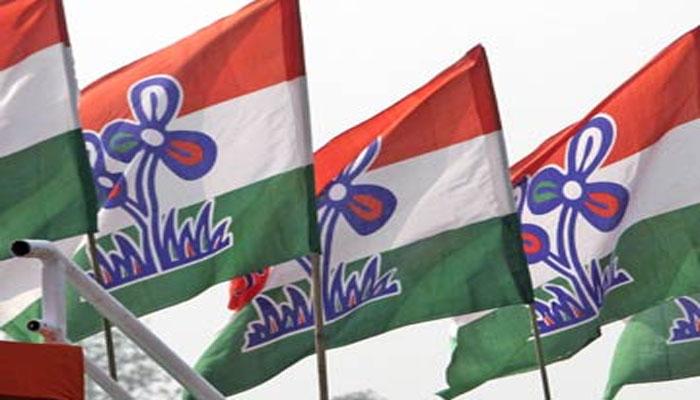 বাসন্তীতে তৃণমূলের গোষ্ঠীসংঘর্ষে গ্রেফতার ৯ শাসক নেতা বাসন্তীতে তৃণমূলের গোষ্ঠীসংঘর্ষে গ্রেফতার ৯ শাসক নেতা