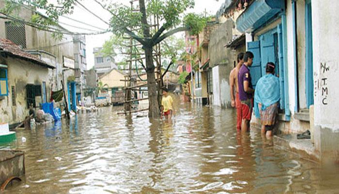 ভরা বর্ষায় বানভাসি হওয়ার আশঙ্কায় হাওড়া শহর ভরা বর্ষায় বানভাসি হওয়ার আশঙ্কায় হাওড়া শহর