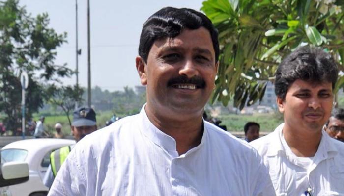 'রাজ্যপাল মোদীজির বাহিনীর একজন সৈনিক!' মন্তব্য করে বিতর্কে রাহুল সিনহা 'রাজ্যপাল মোদীজির বাহিনীর একজন সৈনিক!' মন্তব্য করে বিতর্কে রাহুল সিনহা