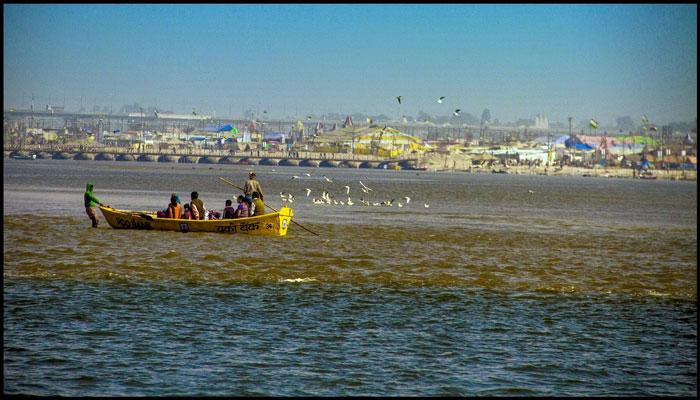 গঙ্গা-যমুনার মানবী সত্তায় সুপ্রিম স্থগিতাদেশ গঙ্গা-যমুনার মানবী সত্তায় সুপ্রিম স্থগিতাদেশ