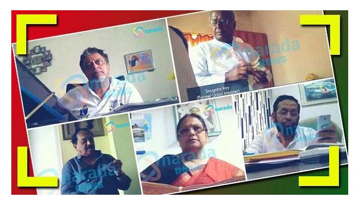 নারদ মামলা: অভিযুক্তদের ভয়েস স্যাম্পেল সংগ্রহ করল CBI নারদ মামলা: অভিযুক্তদের ভয়েস স্যাম্পেল সংগ্রহ করল CBI