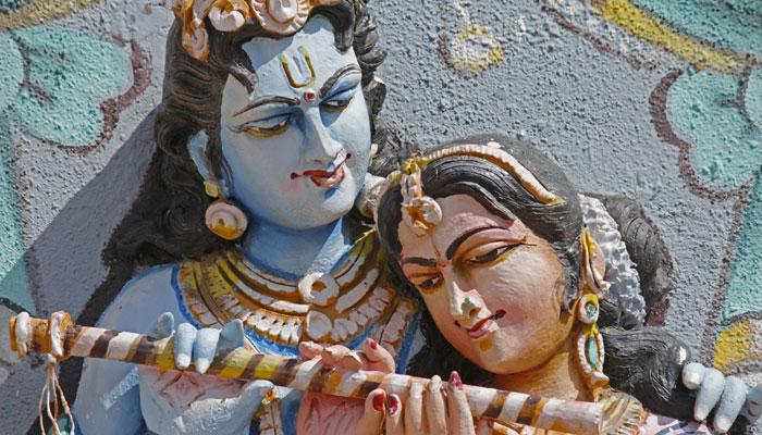 জানেন রাধা কেন কৃষ্ণকে বিয়ে করেননি? জানেন রাধা কেন কৃষ্ণকে বিয়ে করেননি?