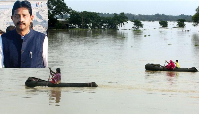 বন্যা পরিস্থিতি সরেজমিনে দেখতে দক্ষিণ দিনাজপুরে রাজীব বন্দ্যোপাধ্যায় বন্যা পরিস্থিতি সরেজমিনে দেখতে দক্ষিণ দিনাজপুরে রাজীব বন্দ্যোপাধ্যায়