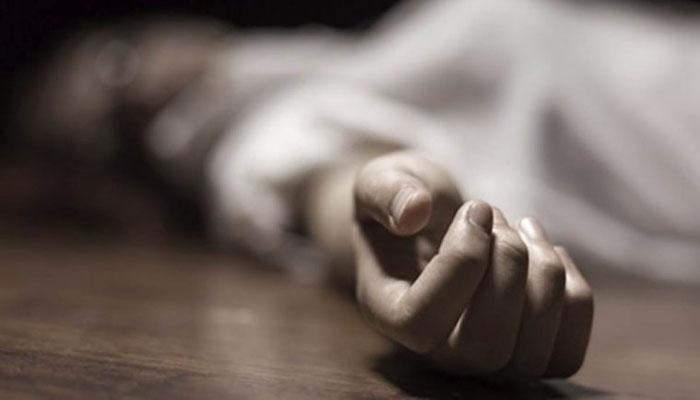 ফুলবাগানে কিশোরীর রহস্যমৃত্যু, তদন্ত শুরু করেছে পুলিস ফুলবাগানে কিশোরীর রহস্যমৃত্যু, তদন্ত শুরু করেছে পুলিস