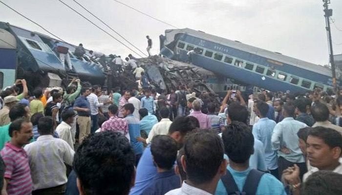 মুজফ্ফরনগরে ট্রেন দুর্ঘটনায় ক্রমশ জোরালো হচ্ছে গাফিলতি তত্ত্ব, রেলমন্ত্রীর কড়া ব্যবস্থায় ছাড় পেলেন না পদস্থ কর্তারাও মুজফ্ফরনগরে ট্রেন দুর্ঘটনায় ক্রমশ জোরালো হচ্ছে গাফিলতি তত্ত্ব, রেলমন্ত্রীর কড়া ব্যবস্থায় ছাড় পেলেন না পদস্থ কর্তারাও