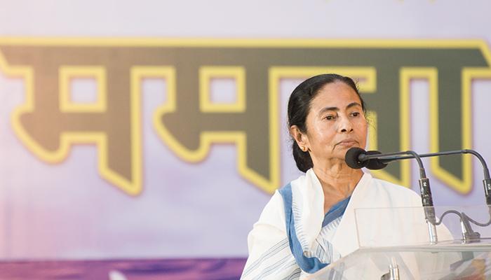 পাহাড়ের শান্তি ফেরাতে 'কথা বলতে রাজি' মমতা পাহাড়ের শান্তি ফেরাতে 'কথা বলতে রাজি' মমতা
