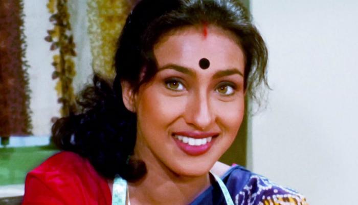 বিজেপির মঞ্চে ঋতুপর্ণা, যোগ দিচ্ছেন রাজনীতিতে? বিজেপির মঞ্চে ঋতুপর্ণা, যোগ দিচ্ছেন রাজনীতিতে?