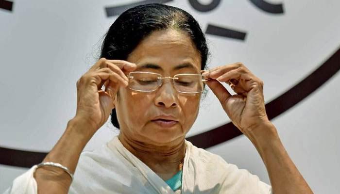 "ইতিবাচক বৈঠক', দ্রুত স্বাভাবিক ছন্দে ফিরবে পাহাড়, আশাবাদী মুখ্যমন্ত্রী "ইতিবাচক বৈঠক', দ্রুত স্বাভাবিক ছন্দে ফিরবে পাহাড়, আশাবাদী মুখ্যমন্ত্রী