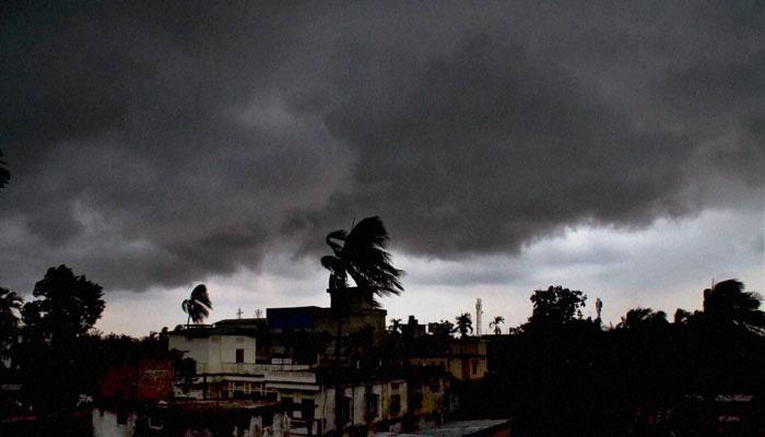 অষ্টমীতে হাল্কা বৃষ্টির সম্ভাবনা, জানাচ্ছে হাওয়া অফিস অষ্টমীতে হাল্কা বৃষ্টির সম্ভাবনা, জানাচ্ছে হাওয়া অফিস